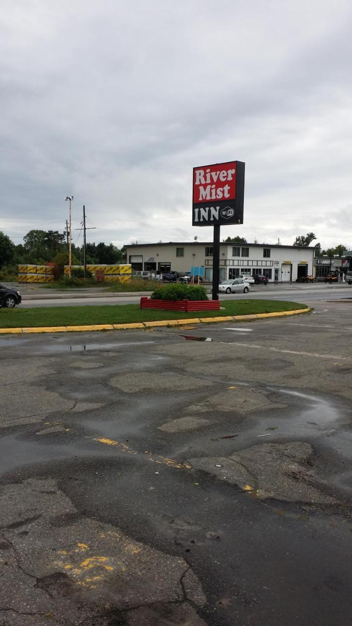 River Mist Inn Sturgeon Falls Exterior foto