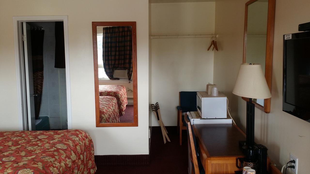 River Mist Inn Sturgeon Falls Exterior foto